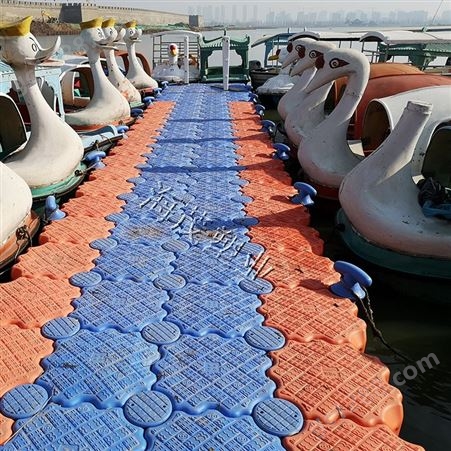 专业生产水上平台 游艇码头 现货销售 塑料水上浮筒