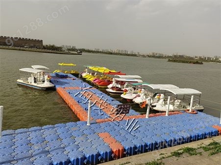 专业生产水上平台 游艇码头 现货销售 塑料水上浮筒