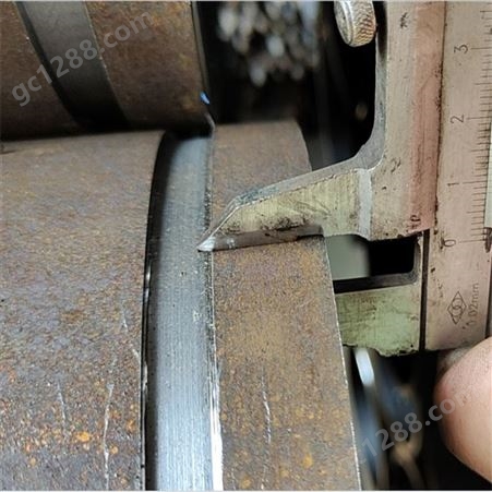 加工定制#20 Q345 16Mn卡箍连接维克多割槽压槽钢卡无缝钢管