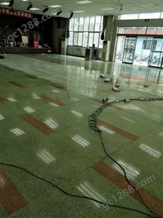 地胶打蜡 防止地面划伤 运动地板清洗打蜡 防滑 耐磨损